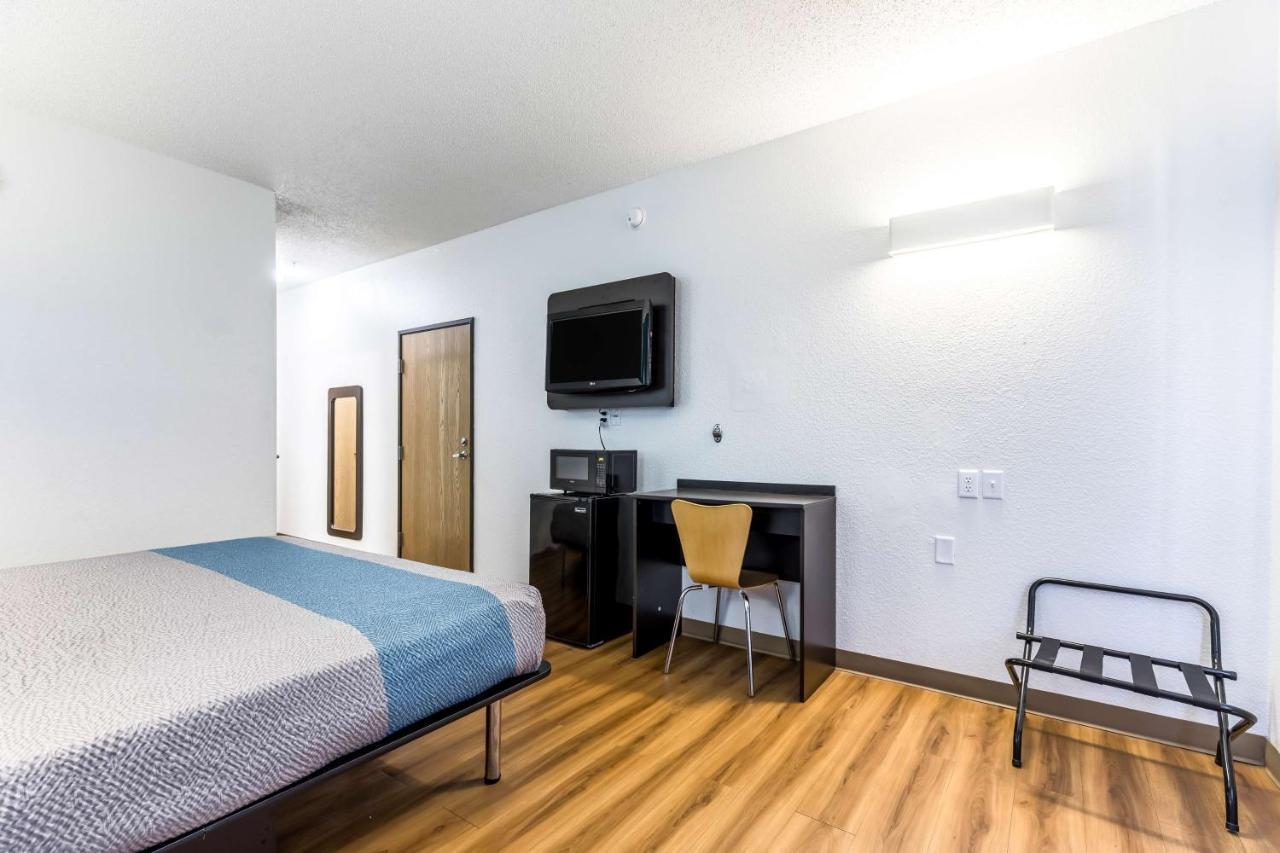 Motel 6-Indianapolis, In - Southport Bagian luar foto